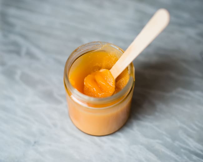 6 Natural Ways to Soothe Sore Muscles + DIY Muscle Rub | 